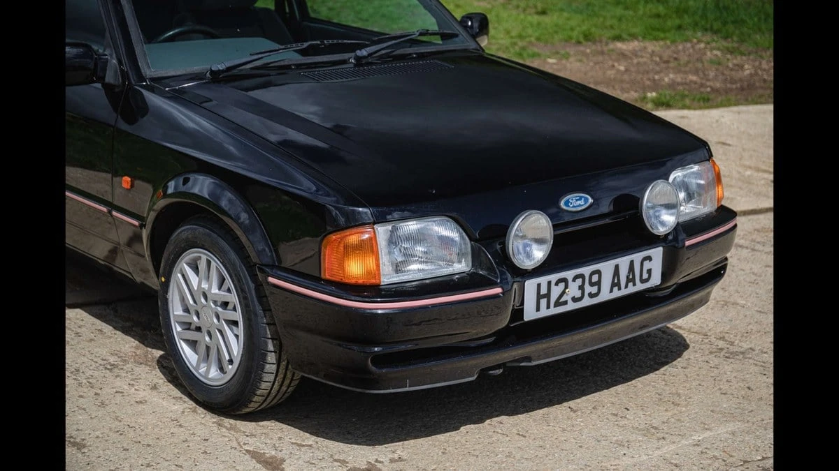 1991 Ford Escort - Image 21 of 30