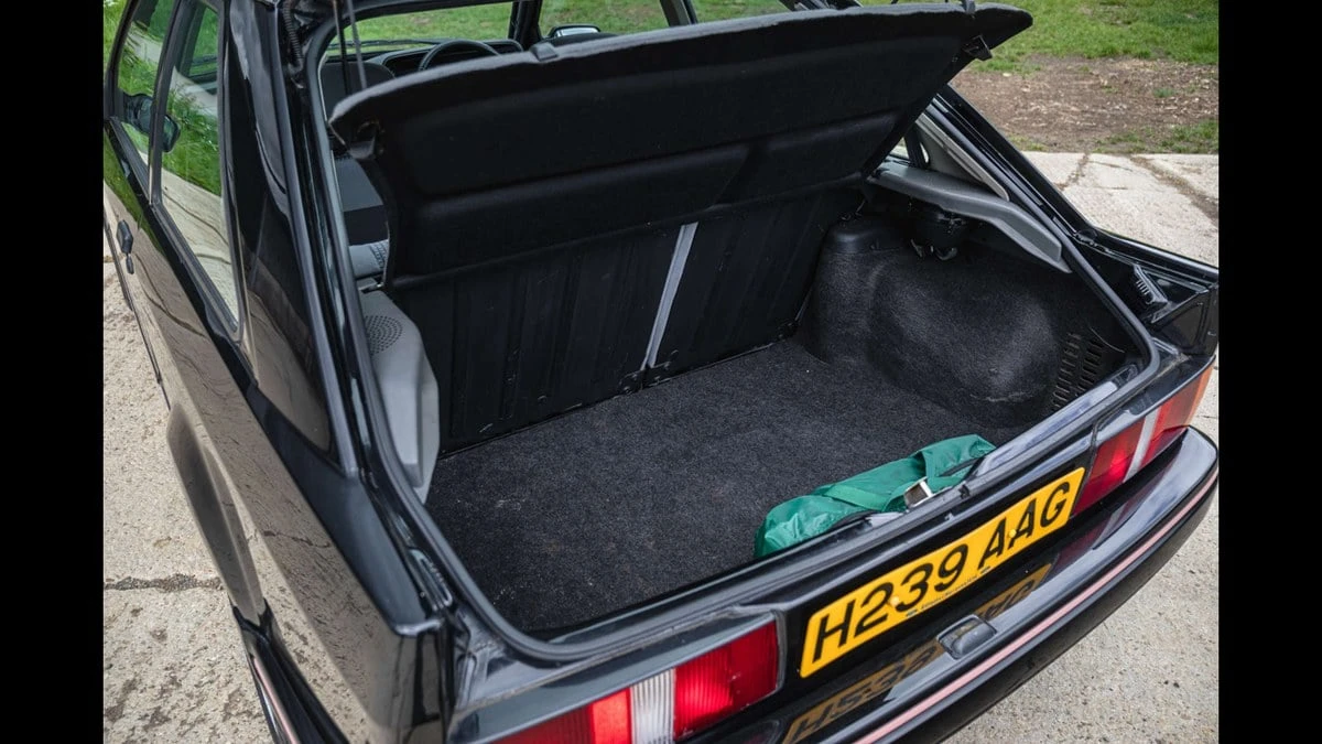 1991 Ford Escort - Image 17 of 30