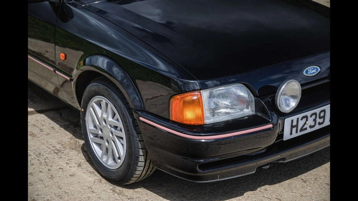 1991 Ford Escort - Image 27 of 30