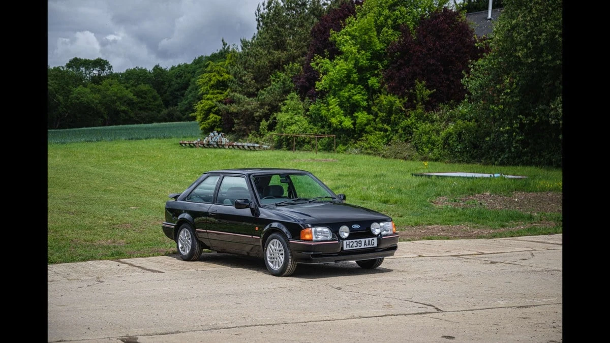 1991 Ford Escort - Image 2 of 30