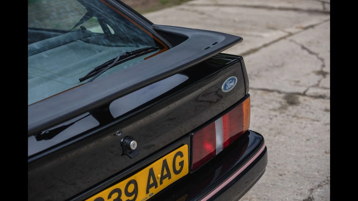 1991 Ford Escort - Image 25 of 30