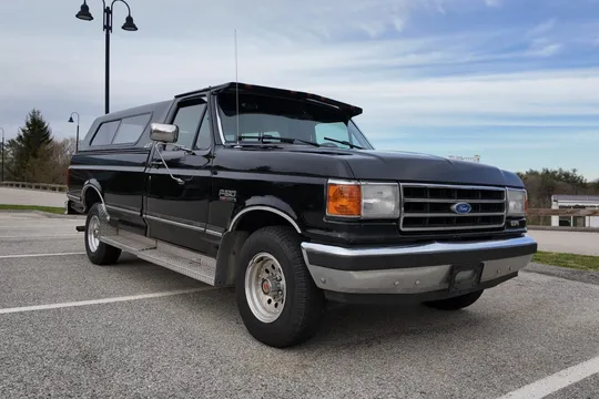 1991 Ford F-150 XLT Lariat