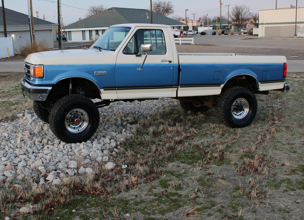 1991 Ford F-Series 8th Gen - Image 11 of 31