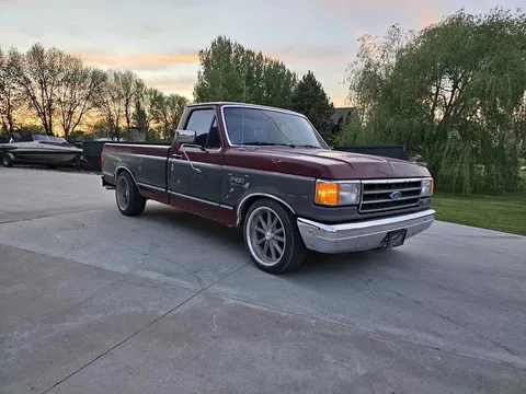 1991 Ford F-150 XLT Regular Cab