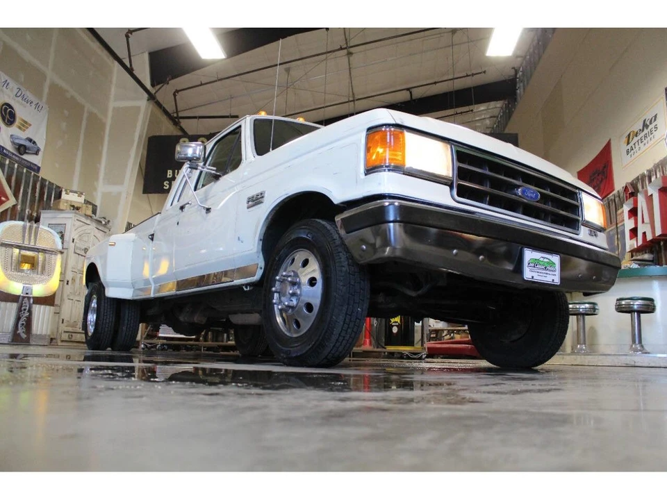 1991 Ford F-Series 8th Gen - Image 24 of 31
