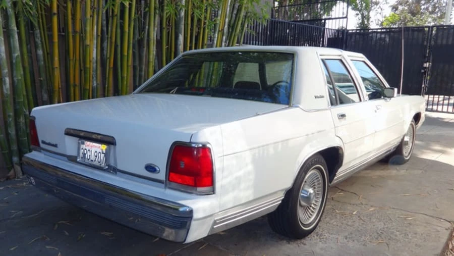 1991 Ford LTD - Image 2 of 12