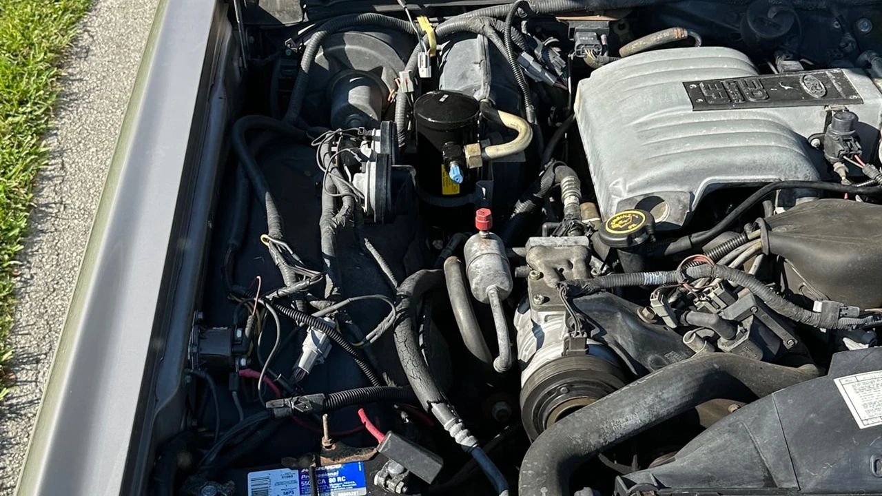 1991 Ford Crown Victoria - Image 8 of 24