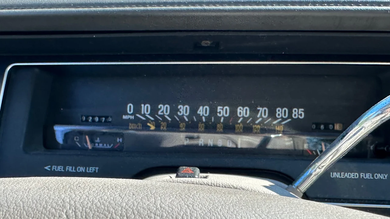 1991 Ford Crown Victoria - Image 23 of 24