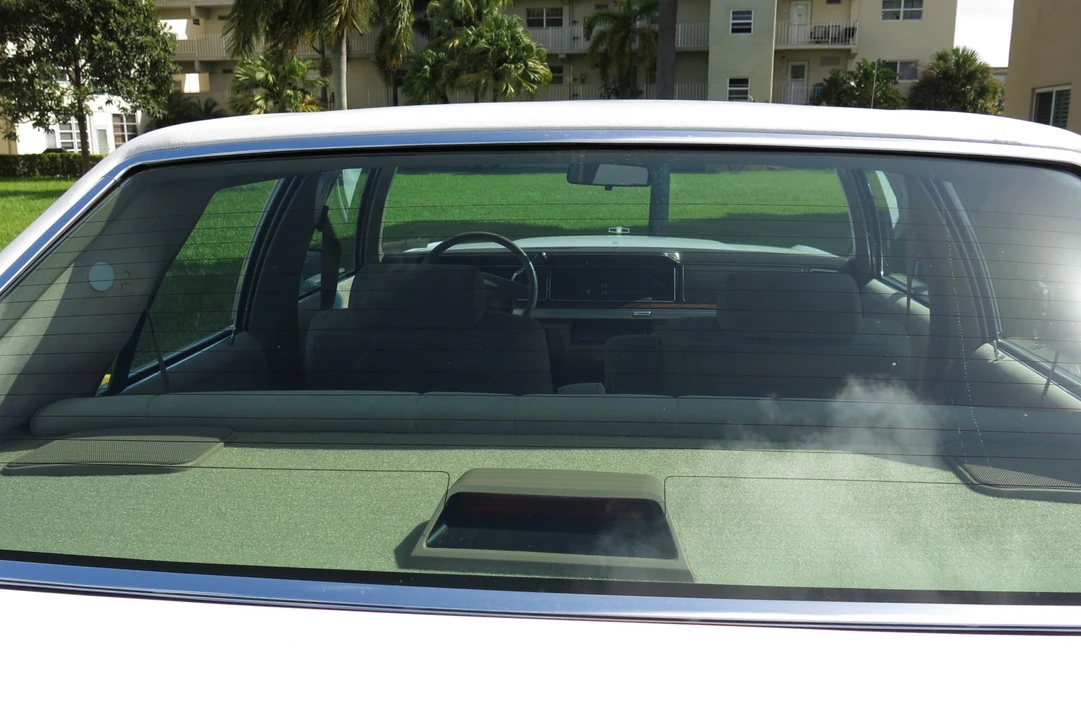 1991 Ford Crown Victoria - Image 24 of 31