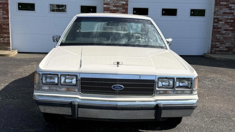 1991 Ford LTD - Image 3 of 15