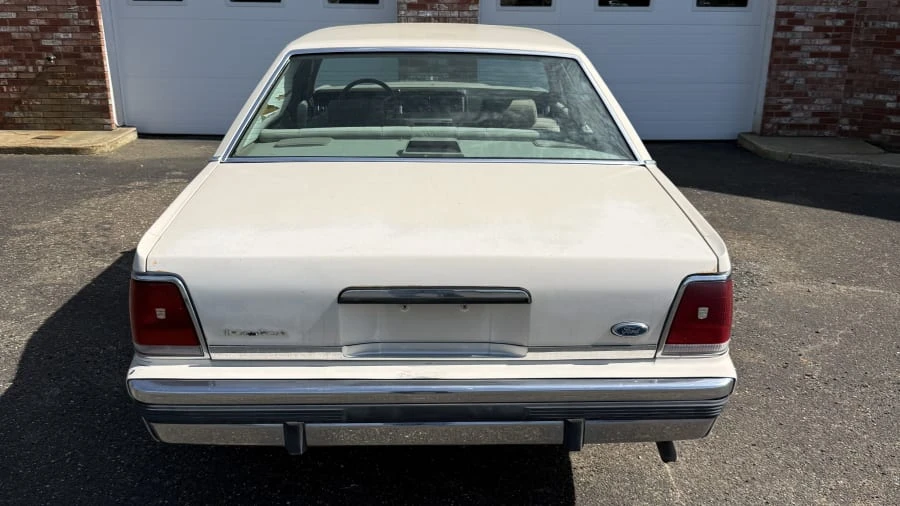 1991 Ford LTD - Image 6 of 15