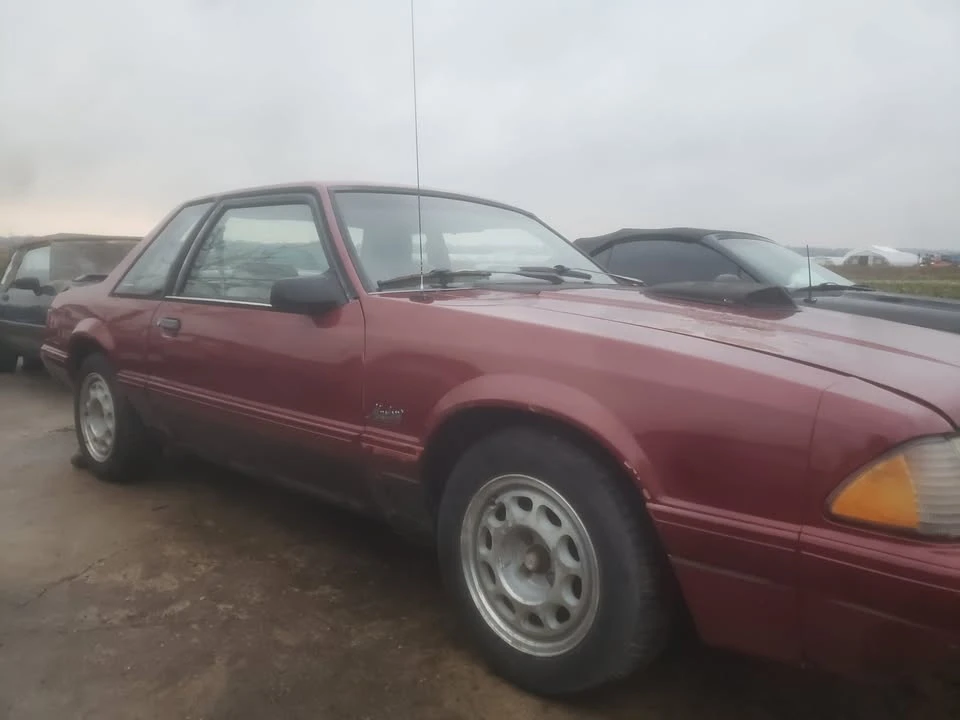 1991 Ford Mustang 3rd Gen - Image 2 of 18