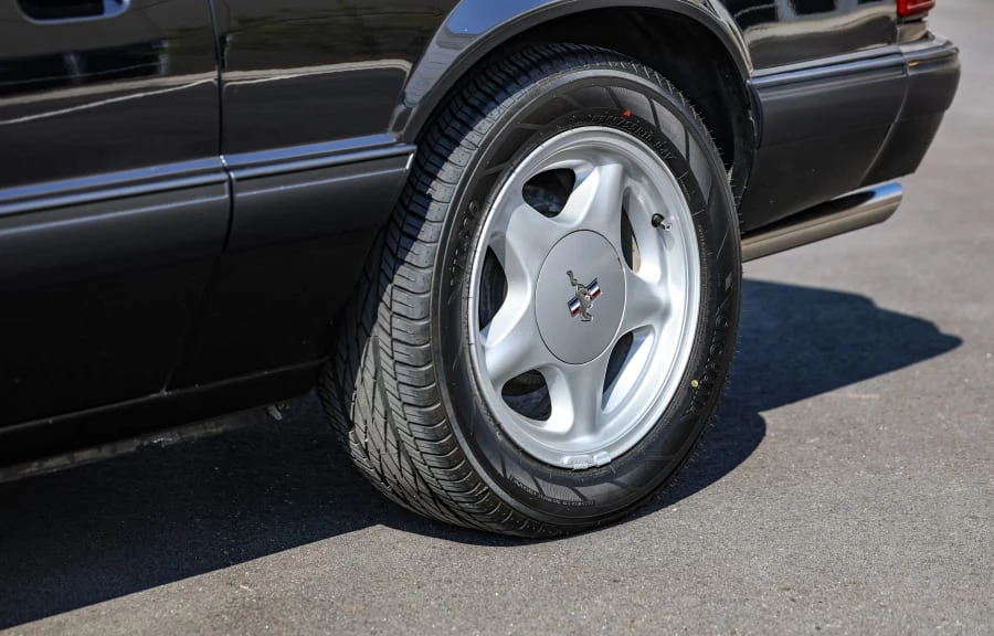 1991 Ford Mustang 3rd Gen - Image 8 of 31