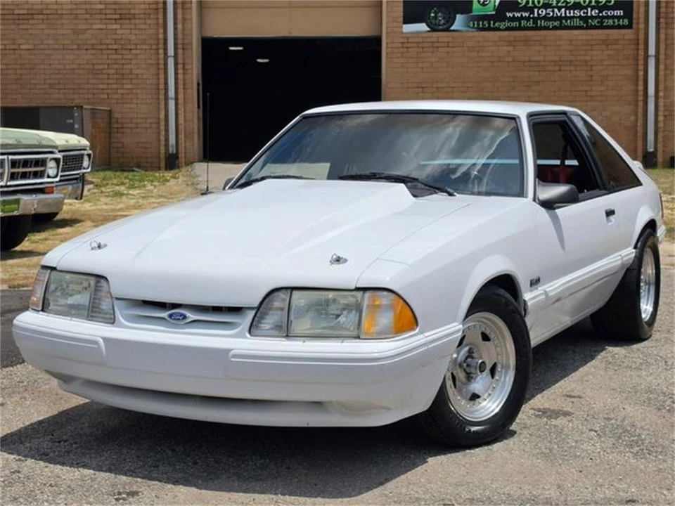 1991 Ford Mustang 3rd Gen - Image 13 of 31