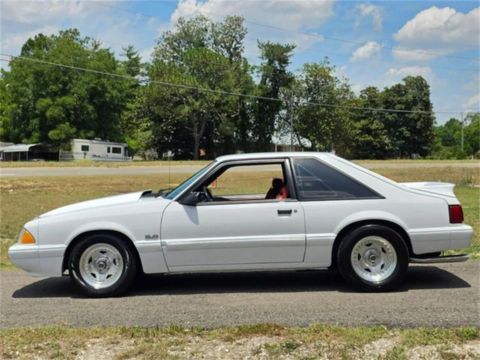 1991 Ford Mustang 3rd Gen - Image 12 of 31