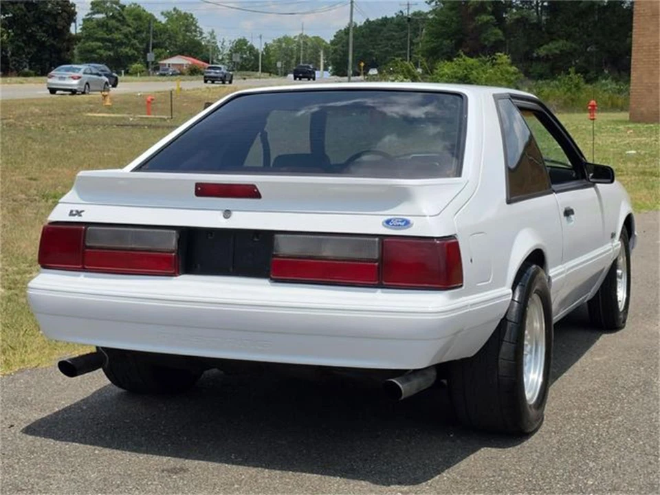 1991 Ford Mustang 3rd Gen - Image 8 of 31