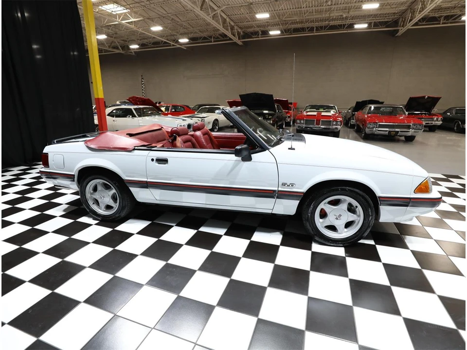 1991 Ford Mustang 3rd Gen - Image 25 of 31