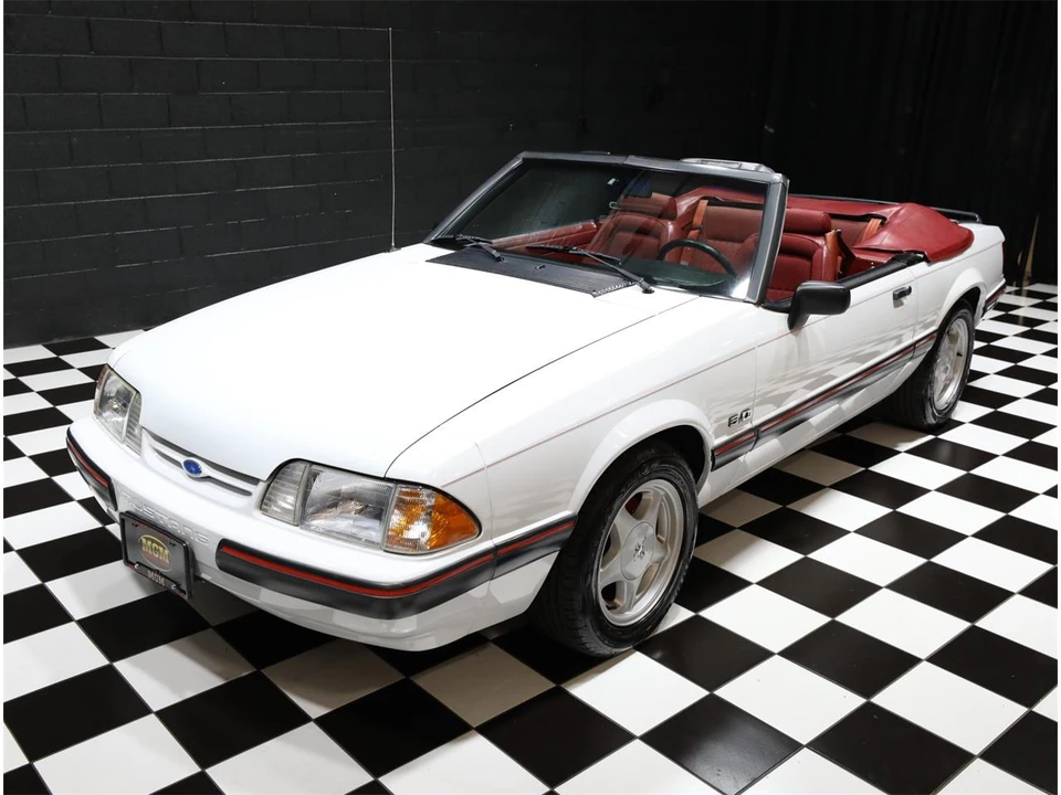 1991 Ford Mustang 3rd Gen - Image 13 of 31