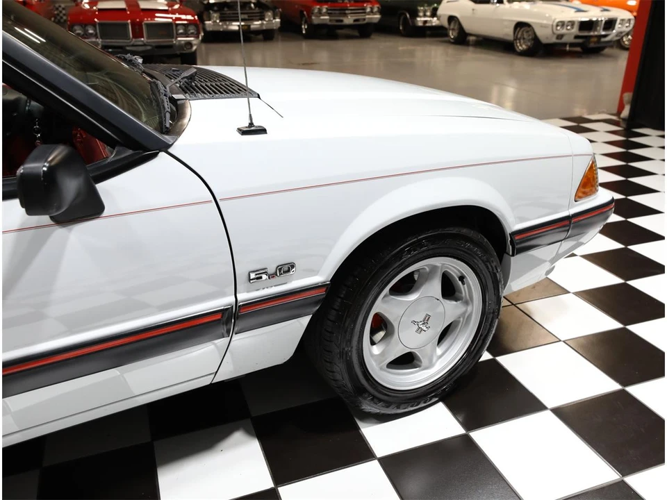 1991 Ford Mustang 3rd Gen - Image 22 of 31