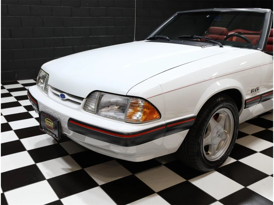 1991 Ford Mustang 3rd Gen - Image 14 of 31