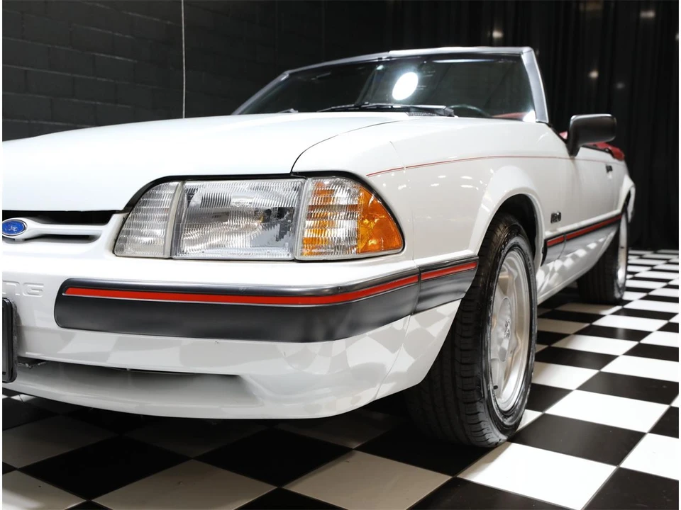 1991 Ford Mustang 3rd Gen - Image 16 of 31