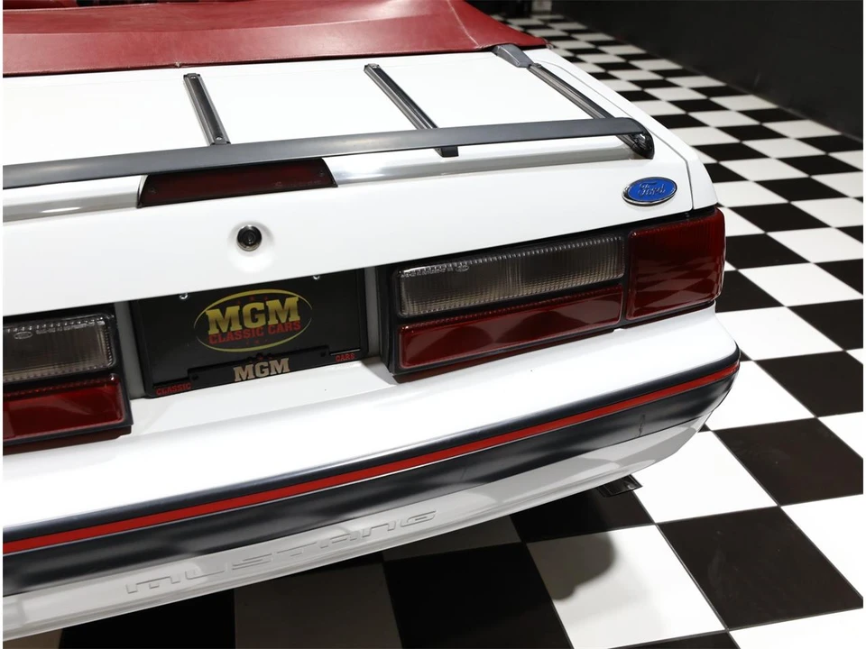 1991 Ford Mustang 3rd Gen - Image 28 of 31