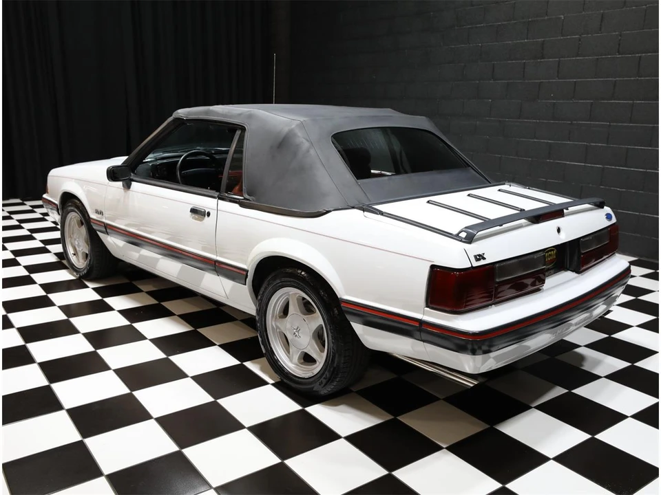1991 Ford Mustang 3rd Gen - Image 8 of 31