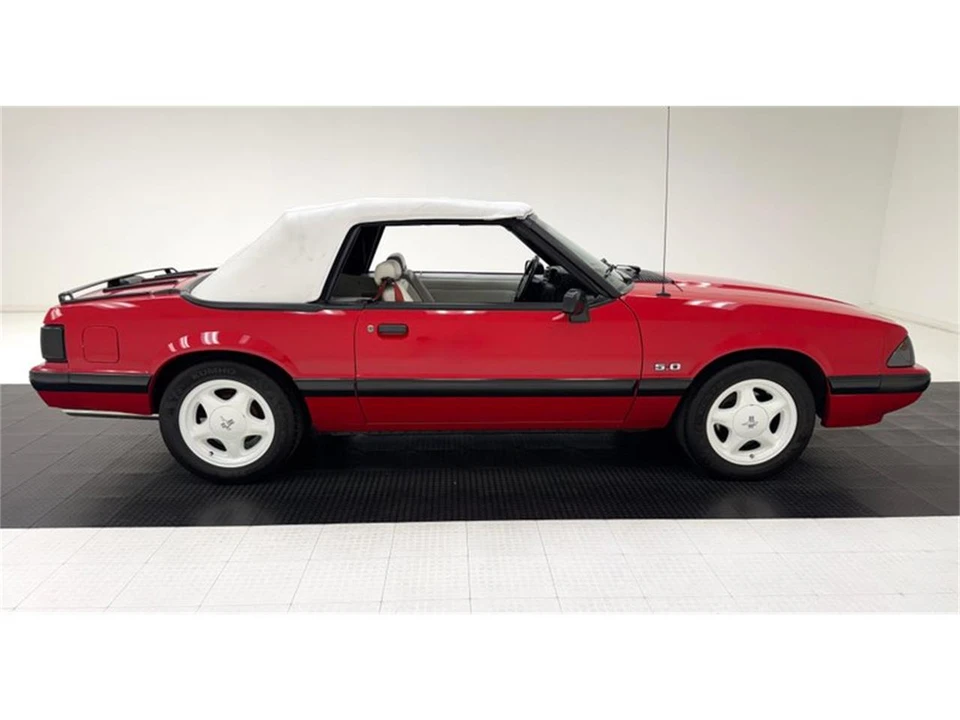 1991 Ford Mustang 3rd Gen - Image 9 of 31