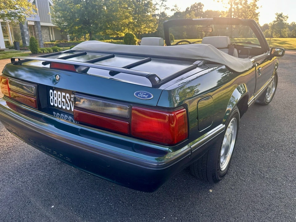 1991 Ford Mustang 3rd Gen - Image 16 of 31