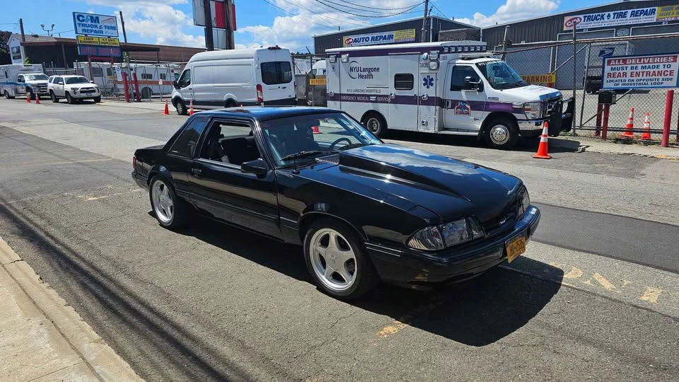 1991 Ford Mustang 3rd Gen - Image 2 of 10