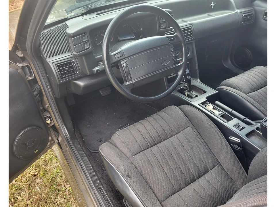 1991 Ford Mustang GT 3rd Gen - Image 9 of 11