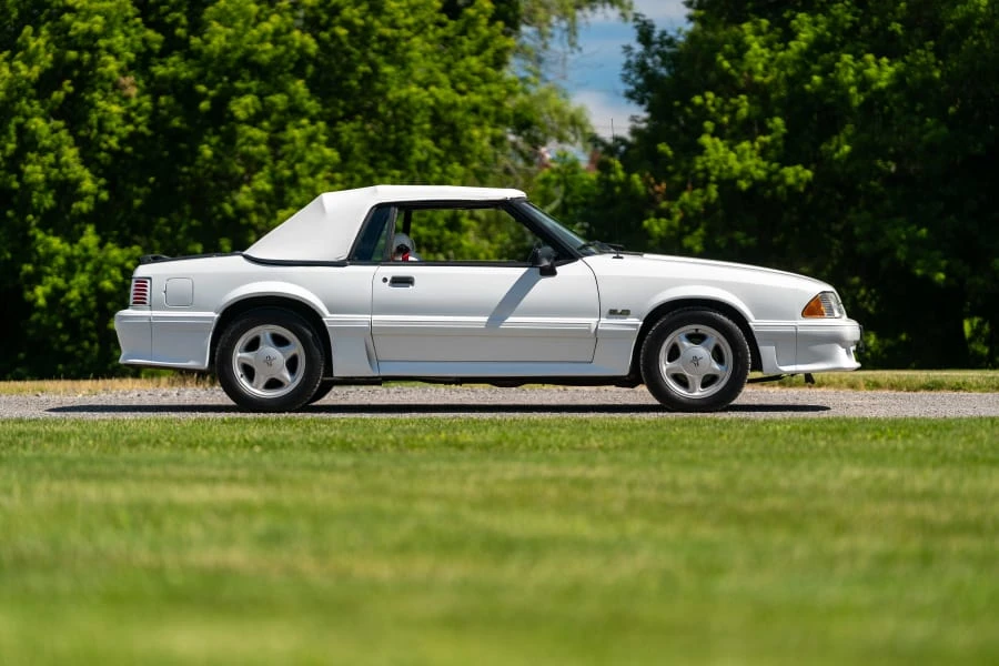 1991 Ford Mustang GT 3rd Gen - Image 12 of 30