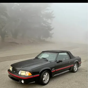 1991 Ford Mustang GT Convertible 2D