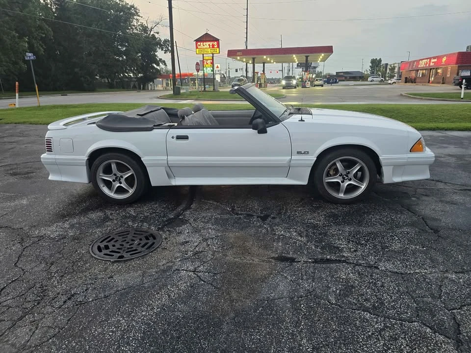 1991 Ford Mustang GT 3rd Gen - Image 4 of 9