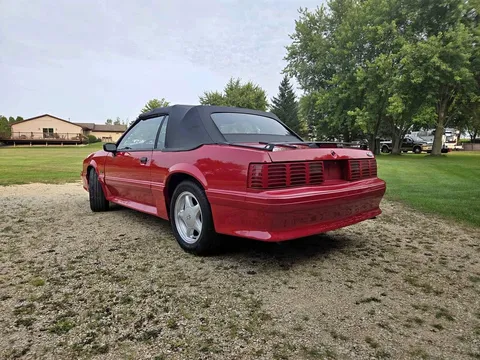 1991 Ford Mustang GT Convertible 2D