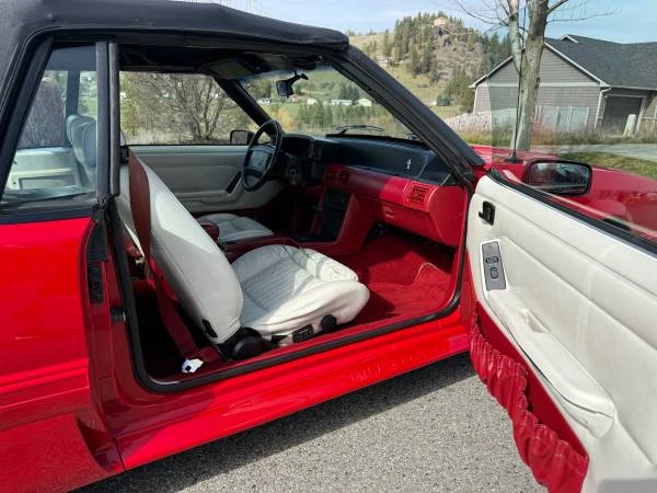 1991 Ford Mustang GT 3rd Gen - Image 13 of 21