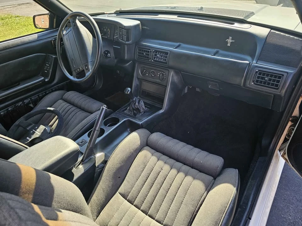 1991 Ford Mustang GT 3rd Gen - Image 5 of 7