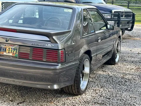 1991 Ford Mustang GT Hatchback 2D