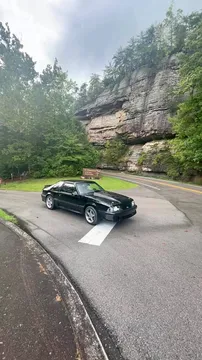 1991 Ford Mustang GT Hatchback 2D