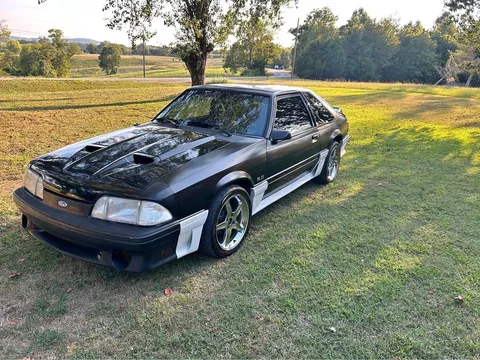 1991 Ford Mustang GT Hatchback 2D