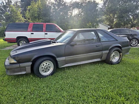 1991 Ford Mustang GT Hatchback 2D
