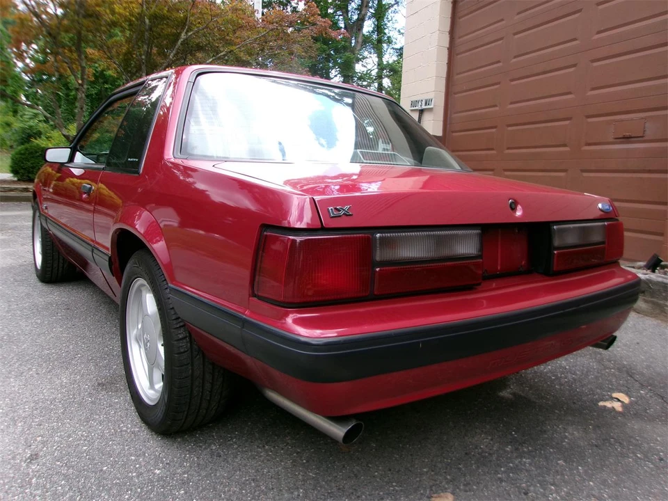 1991 Ford Mustang 3rd Gen - Image 10 of 31