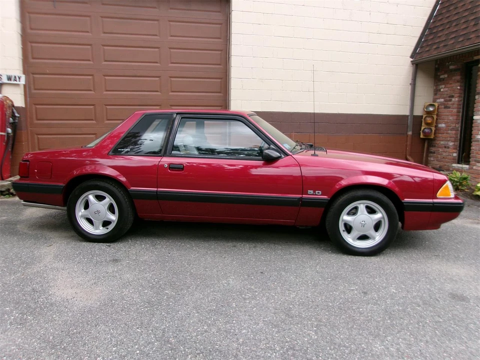 1991 Ford Mustang 3rd Gen - Image 18 of 31
