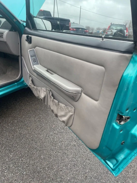 1991 Ford Mustang 3rd Gen - Image 18 of 28