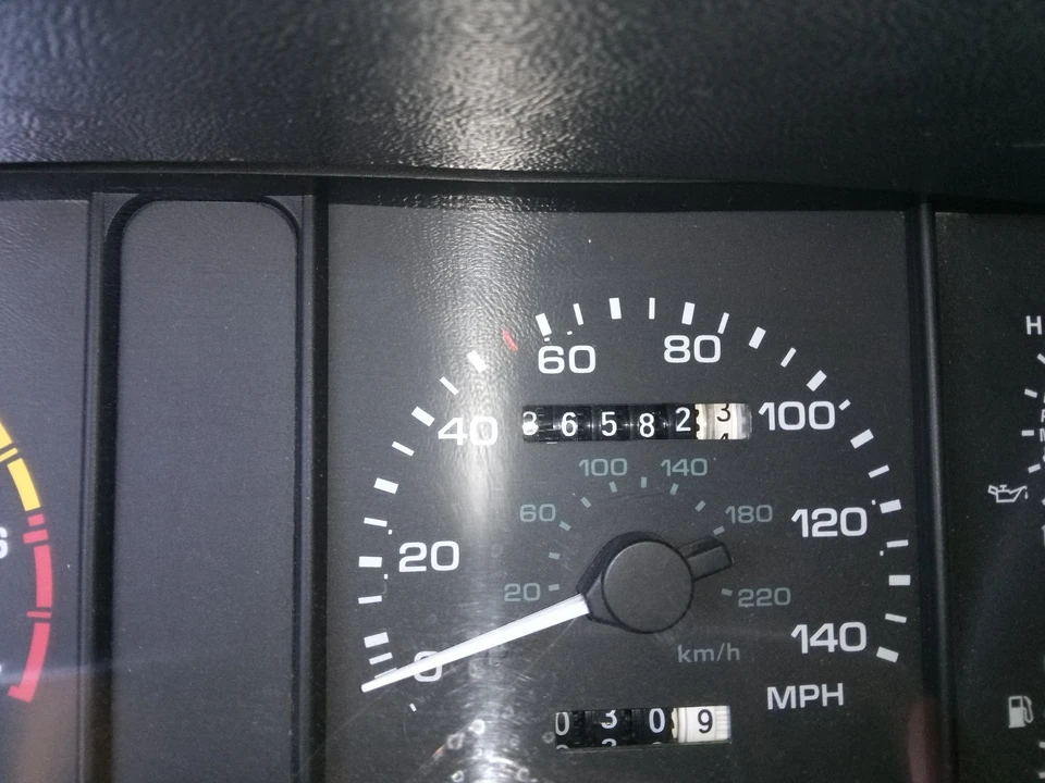 1991 Ford Mustang 3rd Gen - Image 2 of 31