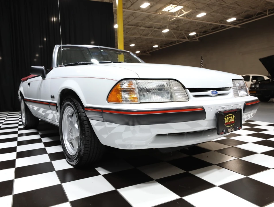 1991 Ford Mustang 3rd Gen - Image 21 of 31
