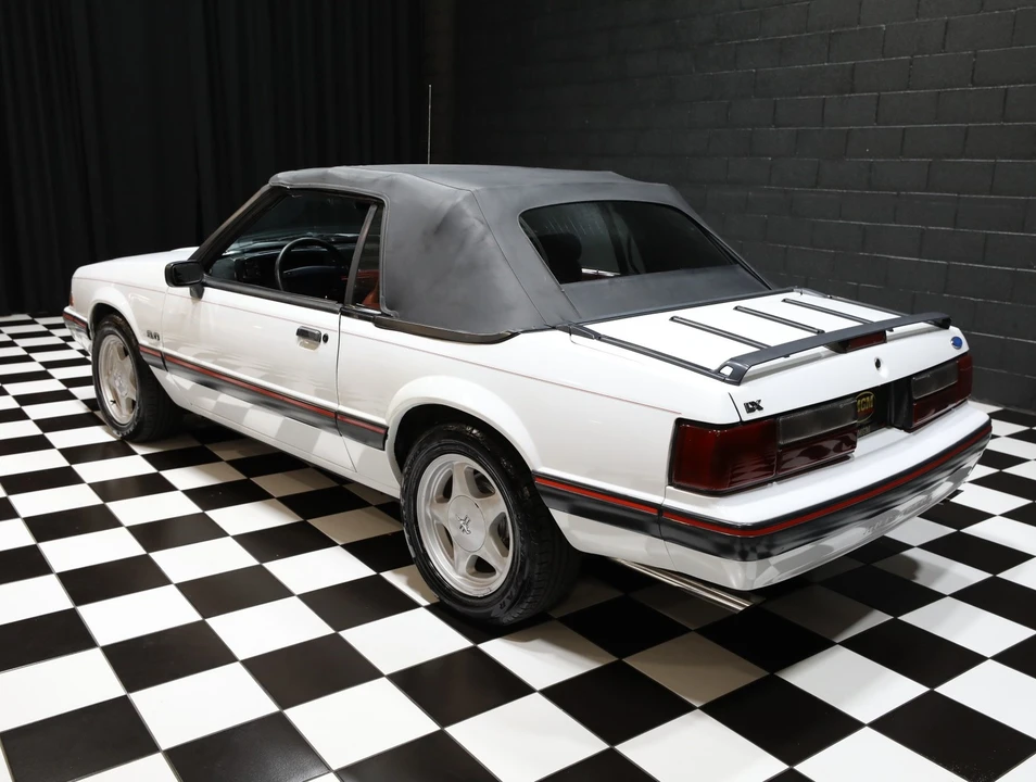 1991 Ford Mustang 3rd Gen - Image 8 of 31