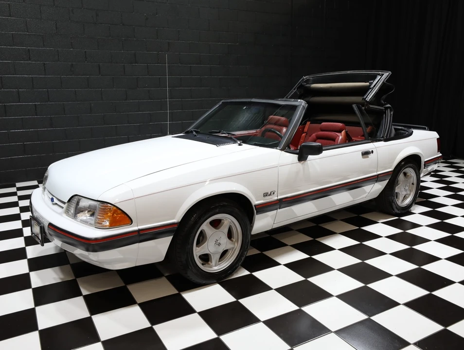 1991 Ford Mustang 3rd Gen - Image 11 of 31