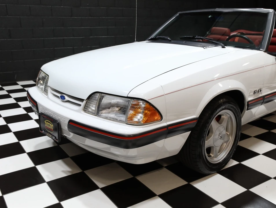 1991 Ford Mustang 3rd Gen - Image 14 of 31