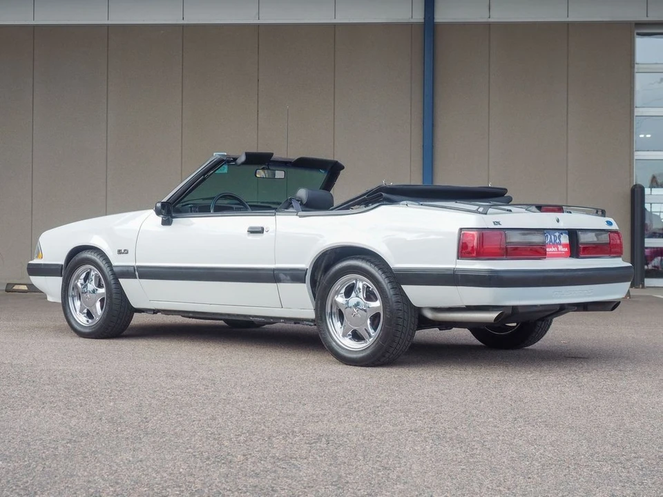 1991 Ford Mustang 3rd Gen - Image 2 of 12
